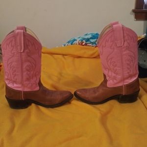 Women's leather boots
